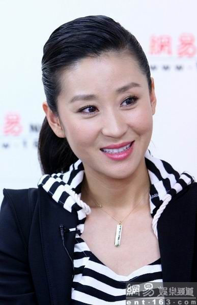 苗圃做客网易娱乐